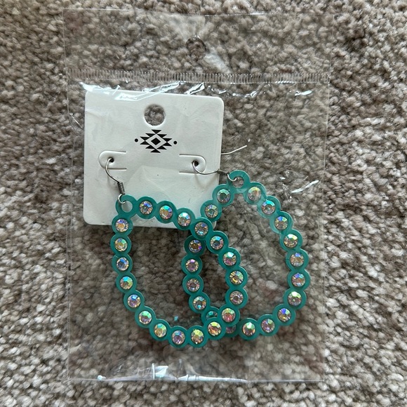Rhinestone hooks dangle earrings turquoise - Picture 3 of 3